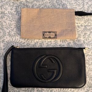 Gucci Soho Leather Wristlet Clutch – Black Pebbled Leather